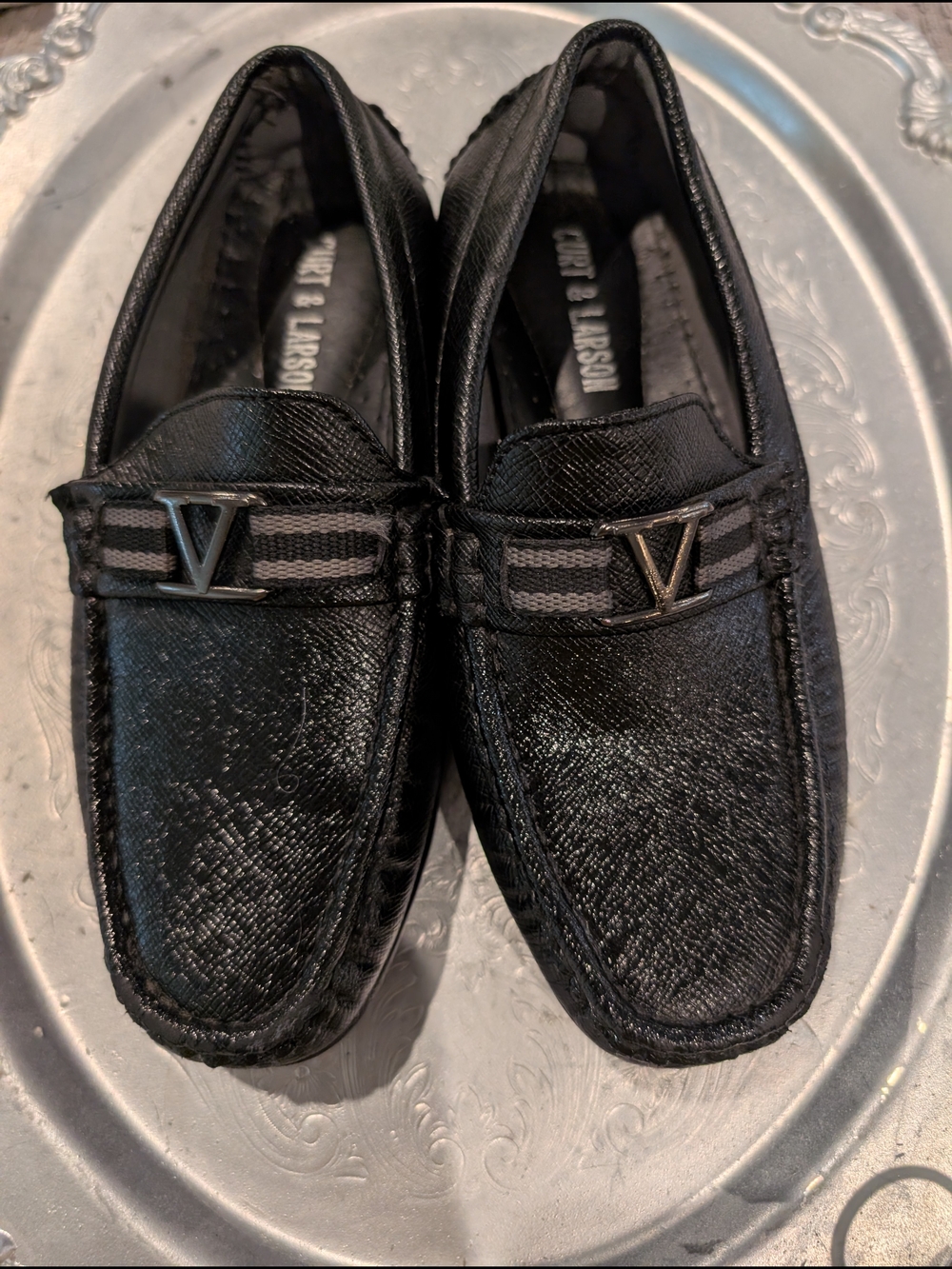 Kids' Black Slip-On Dress Loafers Curt & Larson Size 2